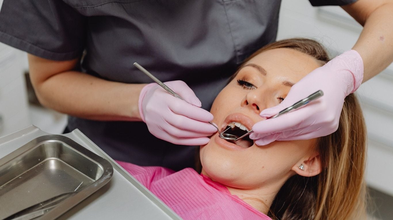 Step-by-Step Guide to the Dental Implant Procedure Step-by-Step Guide to the Dental Implant Procedure